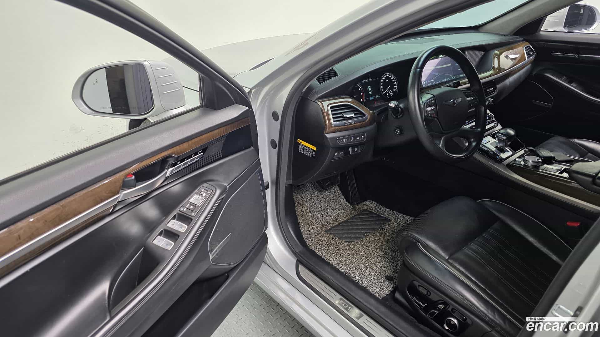 EQ900 Genesis 2016.3-OPTION-017