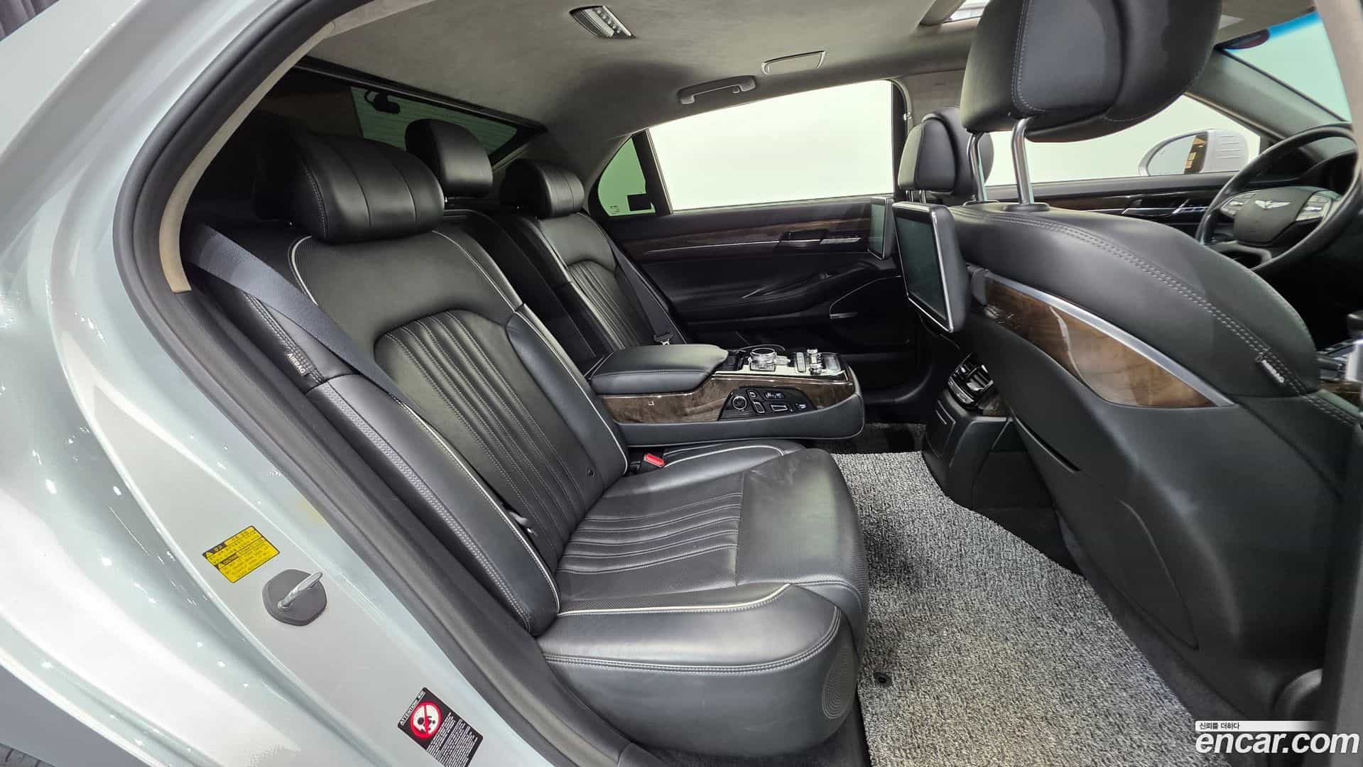 EQ900 Genesis 2016.3-OPTION-023