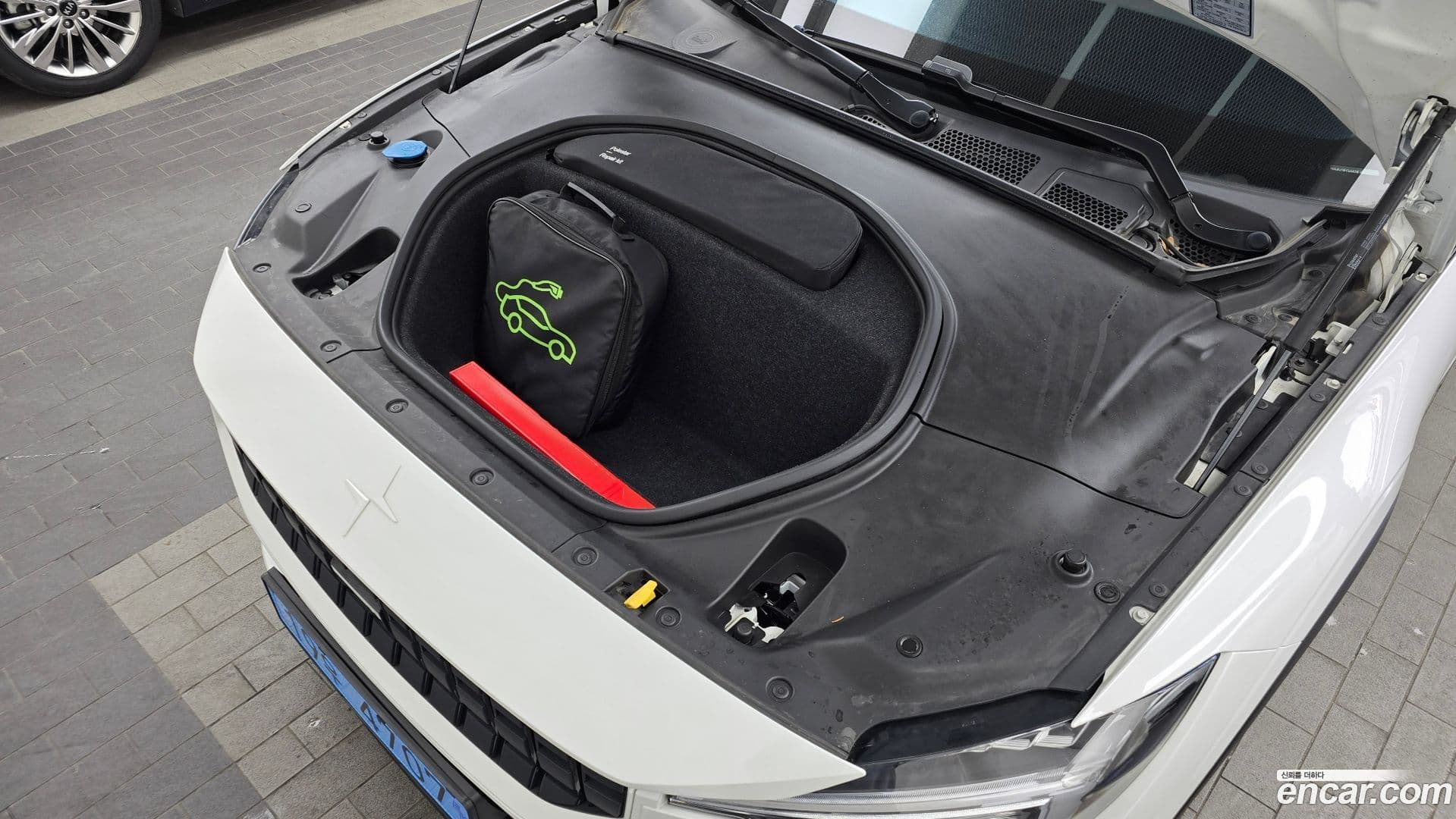 Main__Slider__Photo:Polestar 2 Polestar 2022.6-5