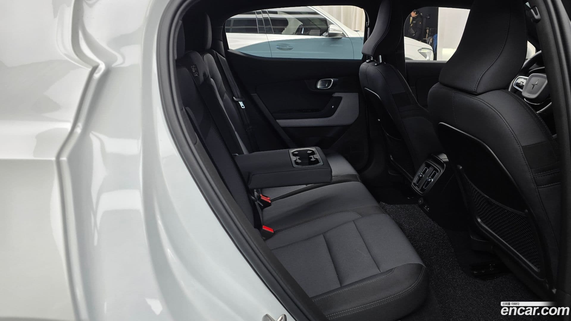 Main__Slider__Photo:Polestar 2 Polestar 2022.6-11