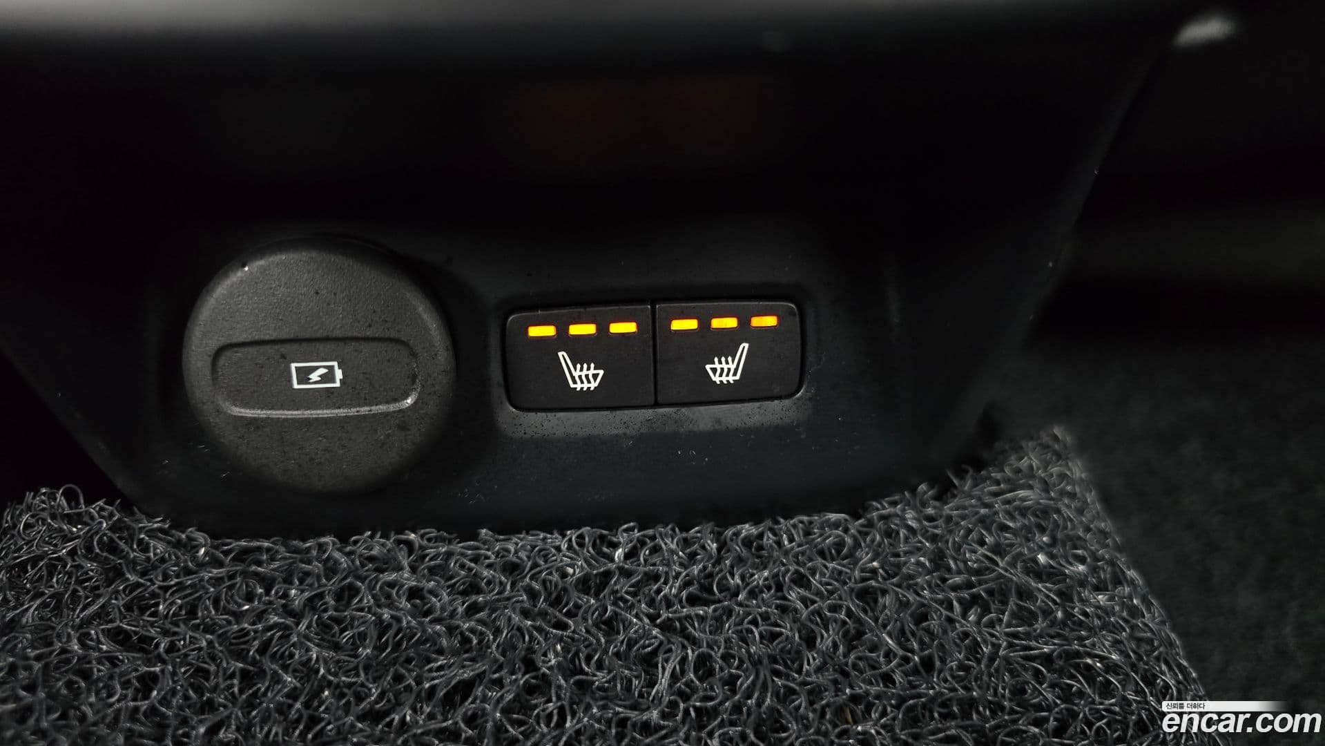 Main__Slider__Photo:Polestar 2 Polestar 2022.6-18