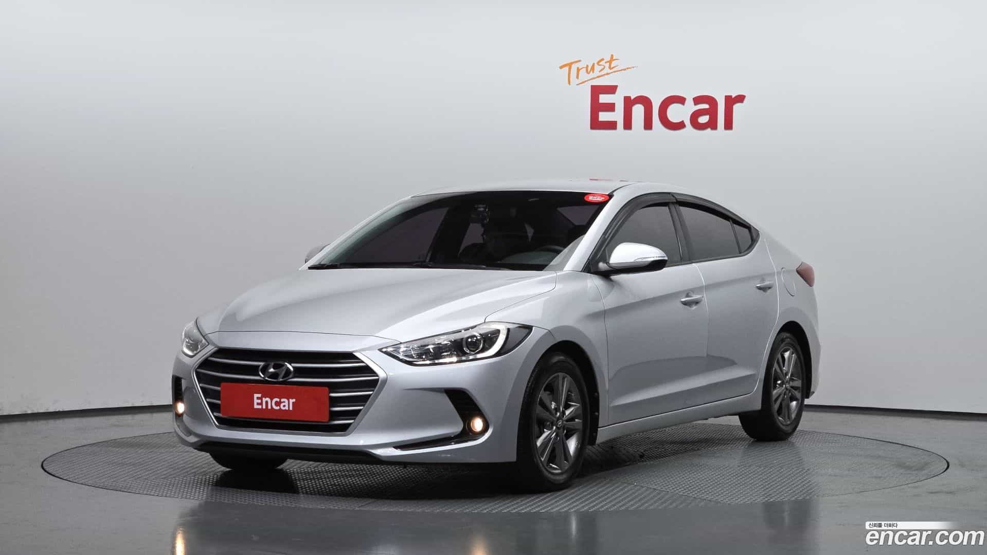 AVANTE Hyundai 2015.10-OUTER-001