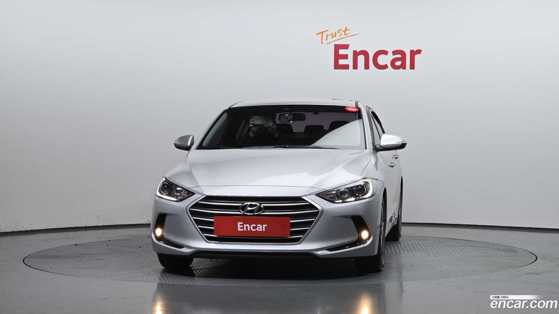 AVANTE Hyundai 2015.10-OUTER-003