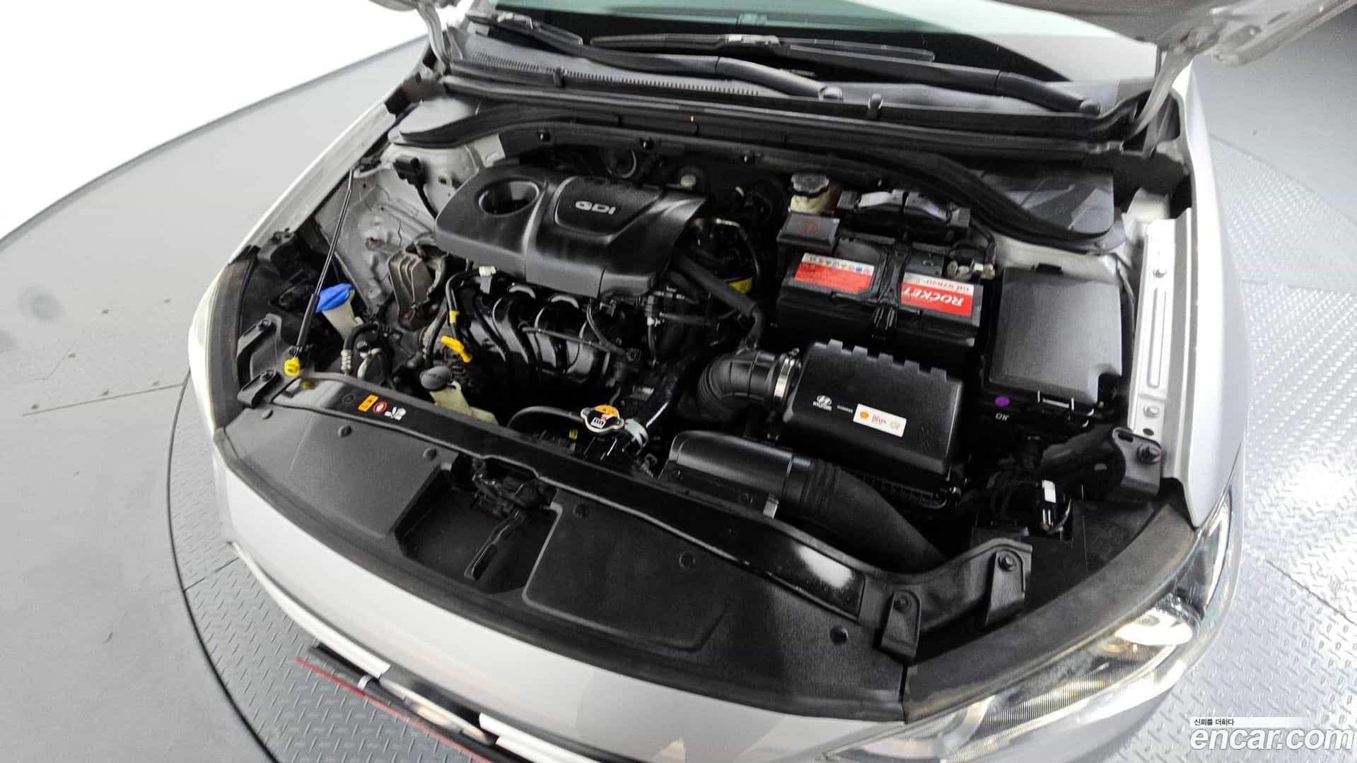 AVANTE Hyundai 2015.10-INNER-006