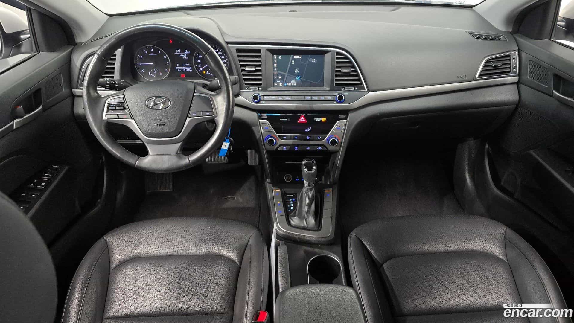 AVANTE Hyundai 2015.10-INNER-007