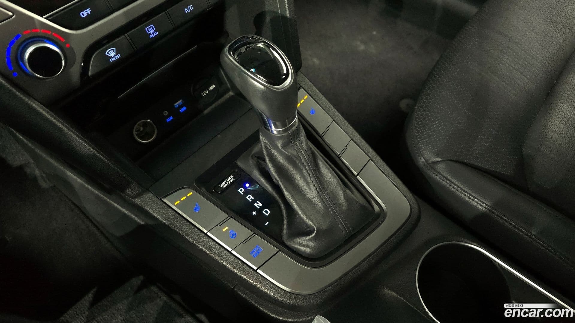 Main__Slider__Photo:AVANTE Hyundai 2015.10-8