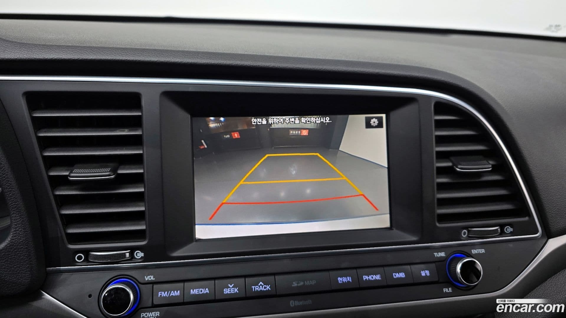 Main__Slider__Photo:AVANTE Hyundai 2015.10-14