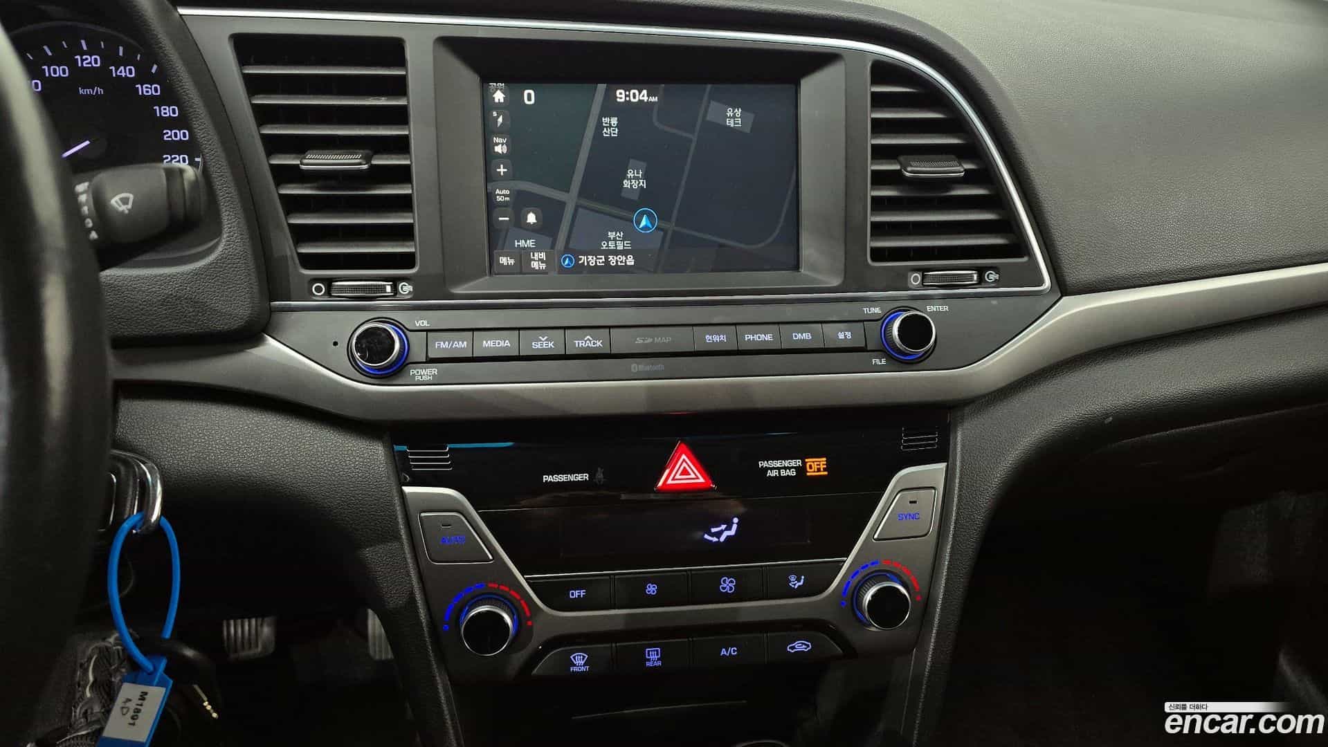 AVANTE Hyundai 2015.10-OPTION-020