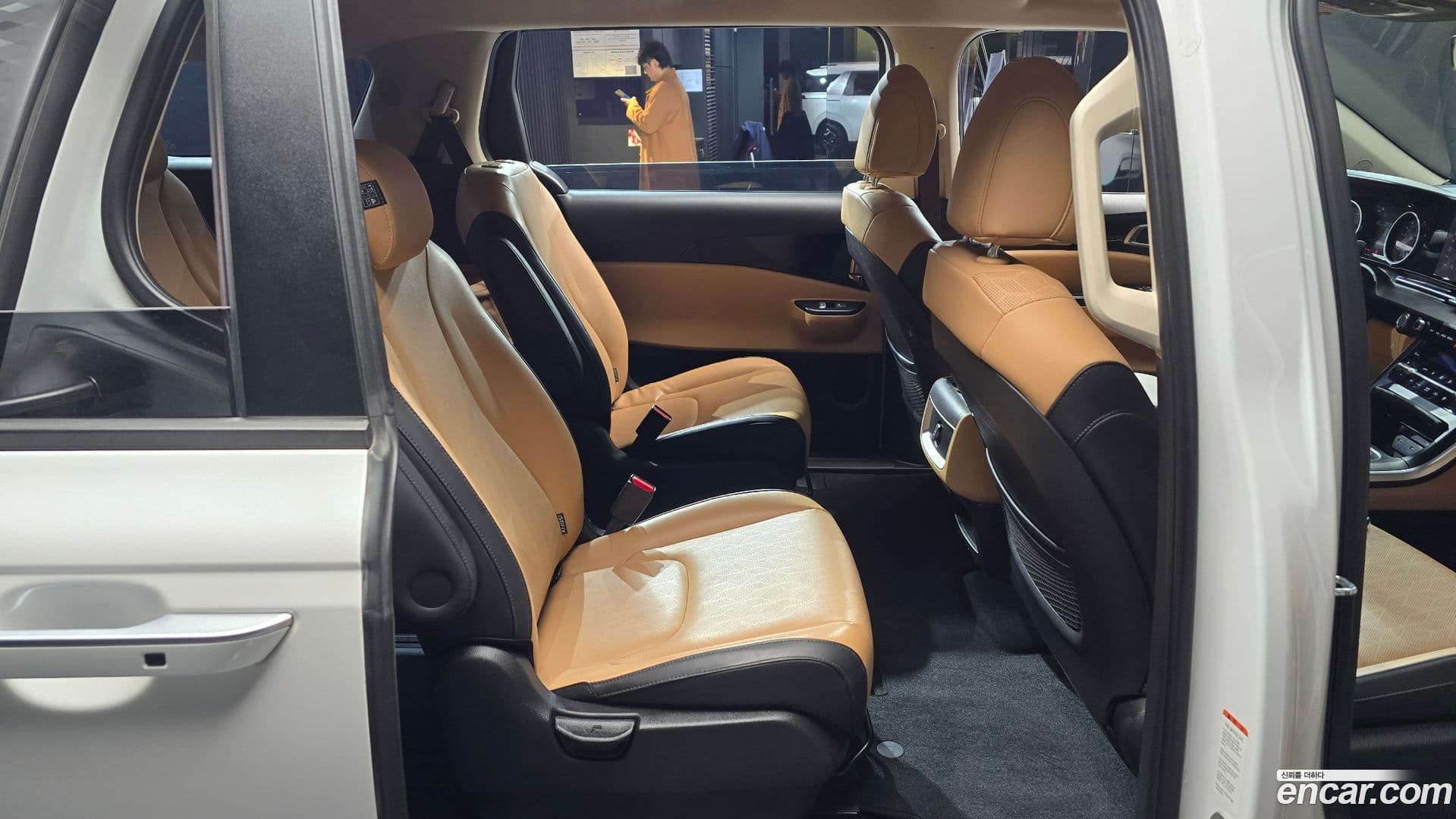 Main__Slider__Photo:Canival Kia 2021.9-12