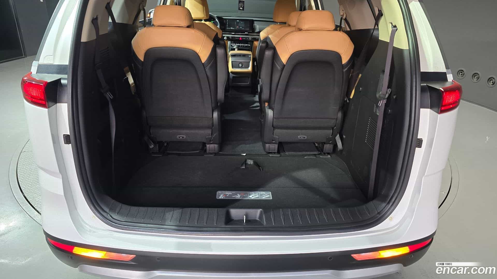 Canival Kia 2021.9-OPTION-024