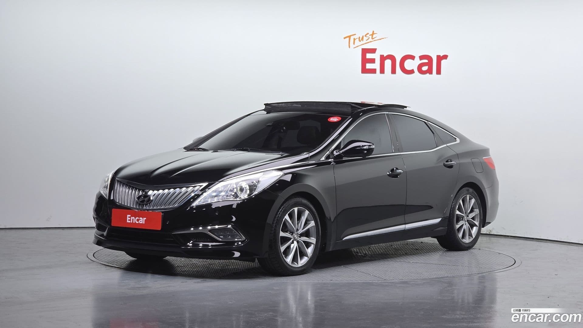 Main__Slider__Photo:Grandeur Hyundai 2014.7-0