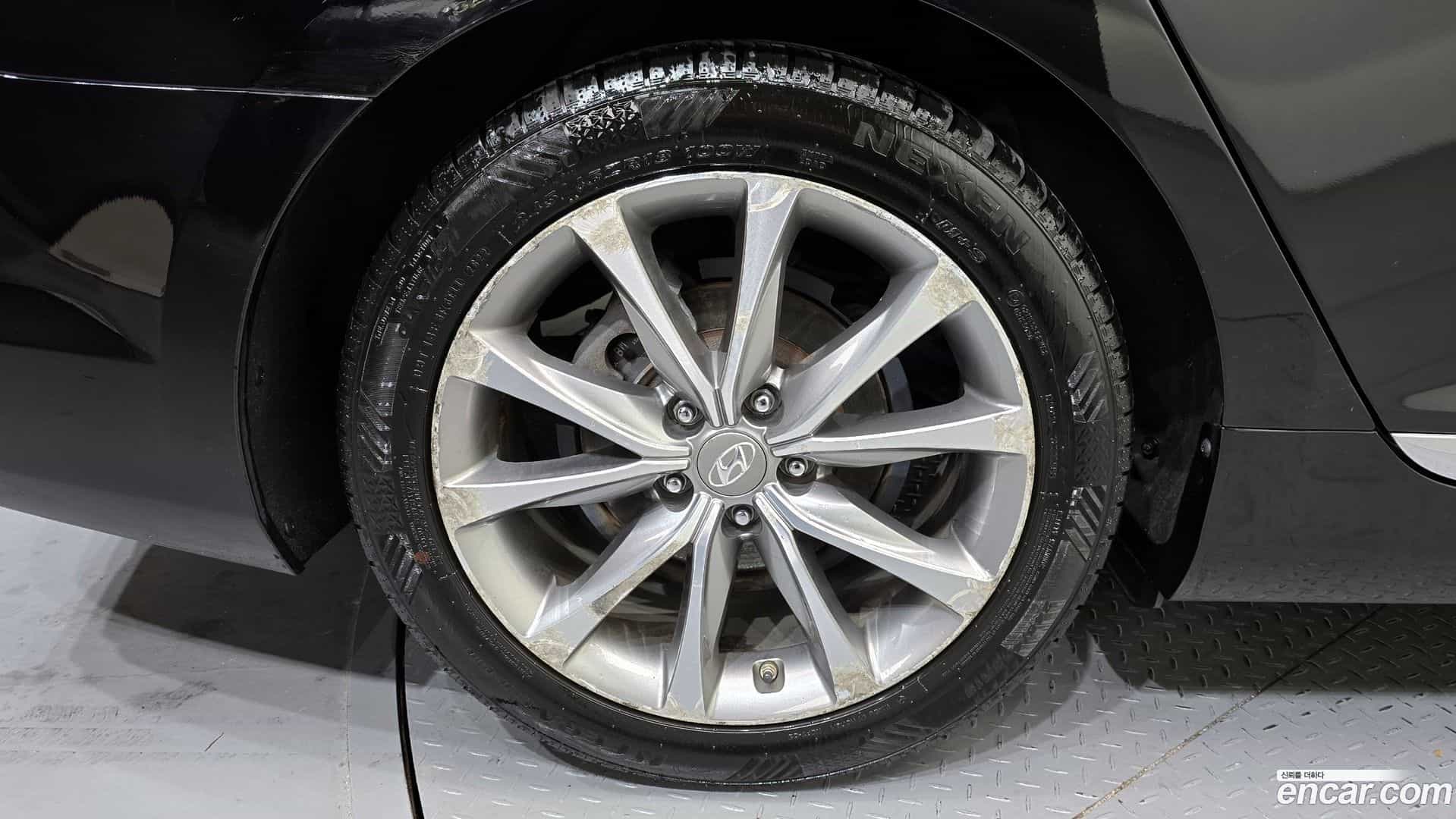 Grandeur Hyundai 2014.7-OUTER-005