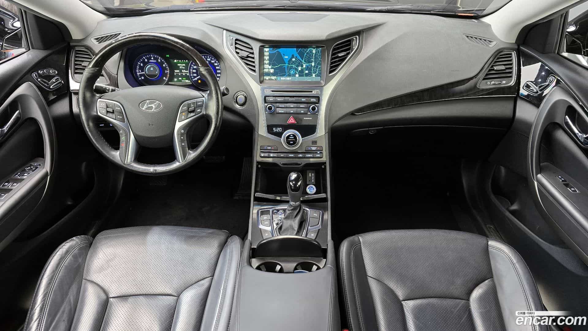 Grandeur Hyundai 2014.7-INNER-007