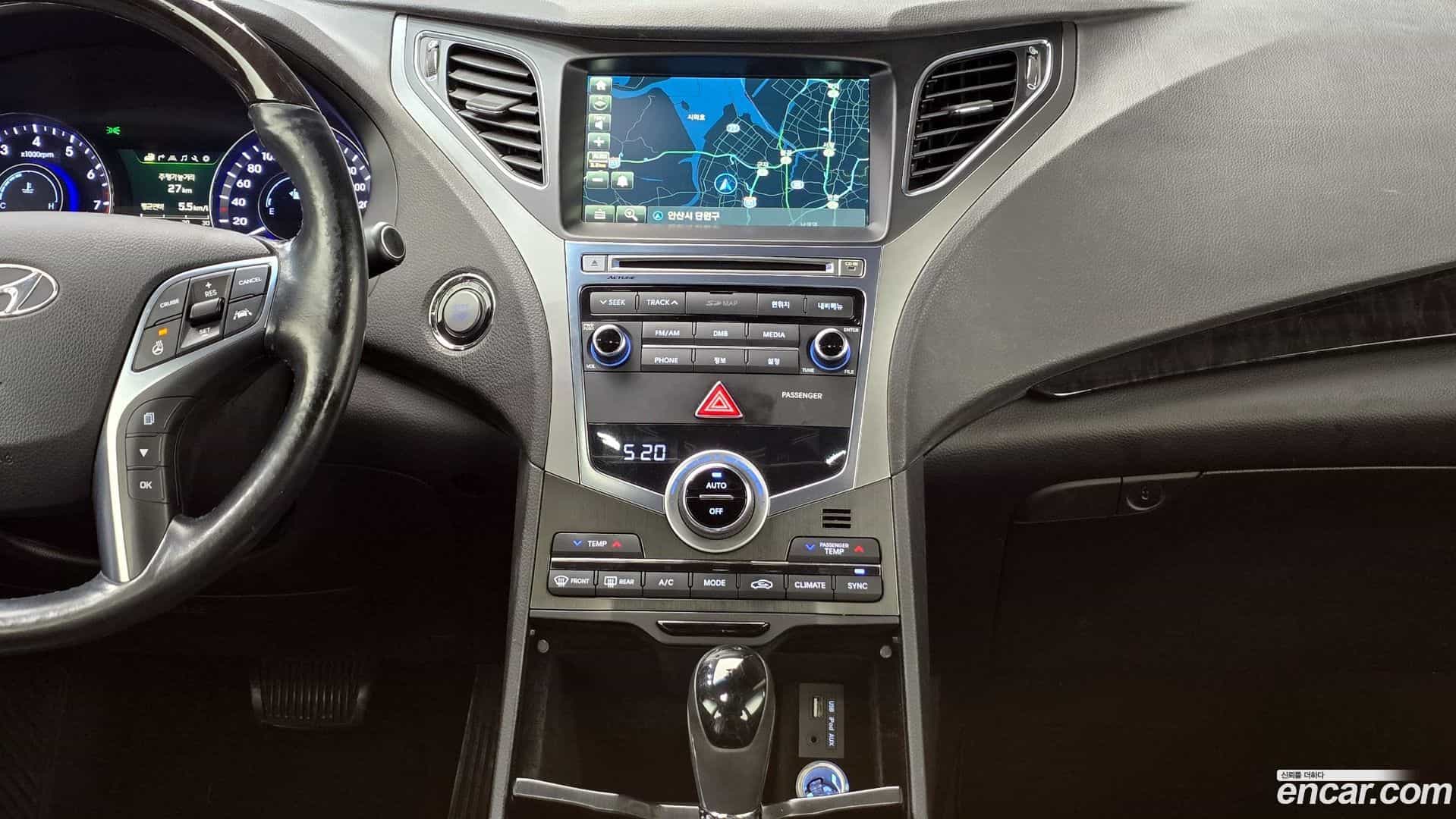 Grandeur Hyundai 2014.7-OPTION-023