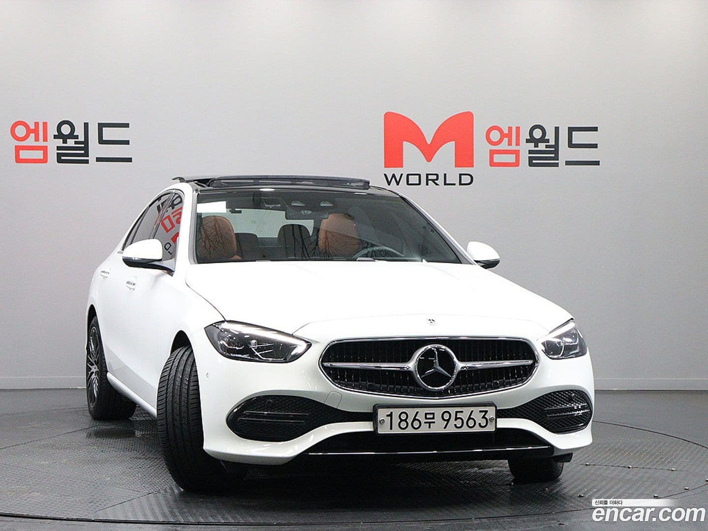 Main__Slider__Photo:C-Class Mercedes-Benz 2025.1-1