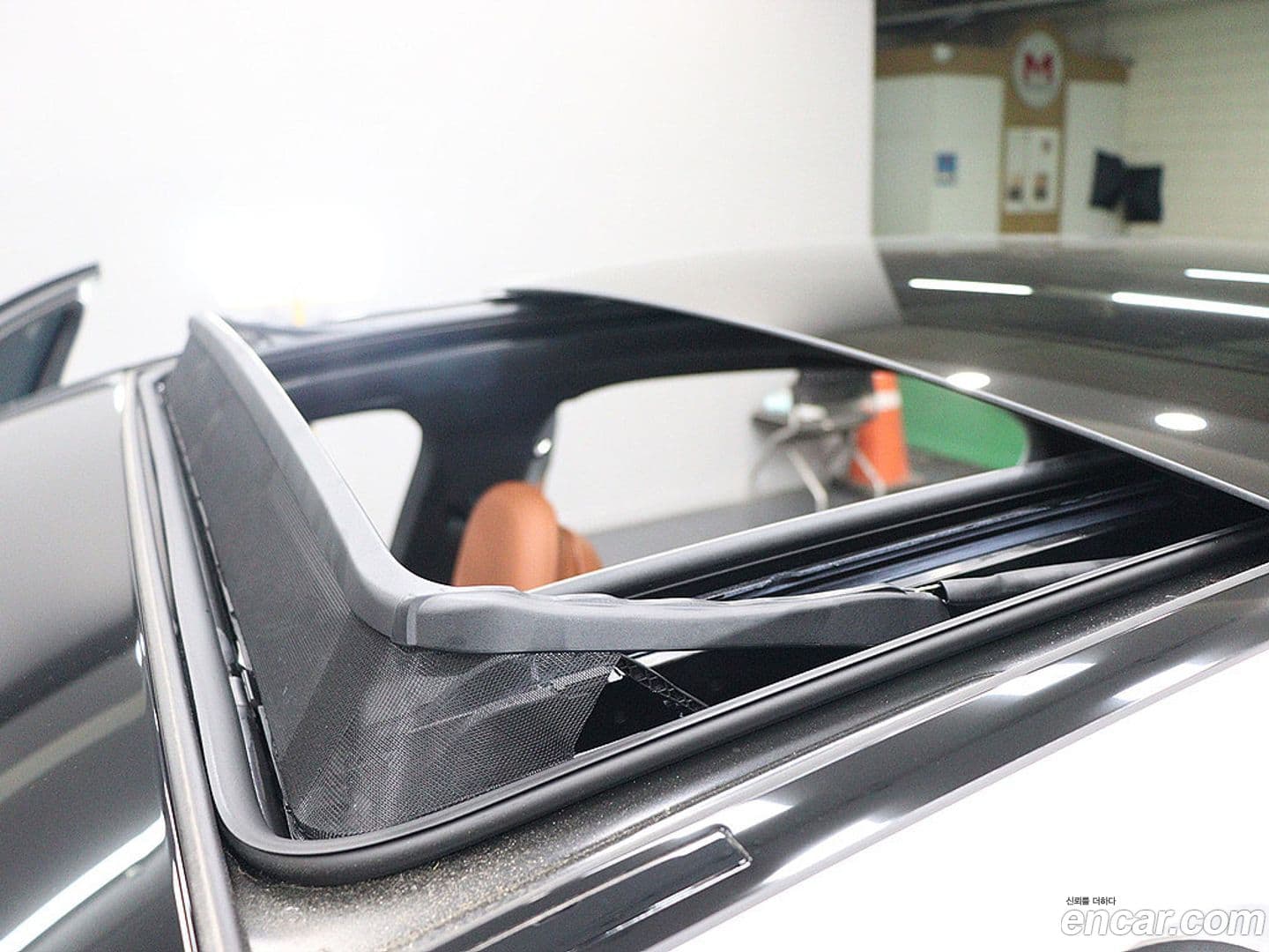 Main__Slider__Photo:C-Class Mercedes-Benz 2025.1-12