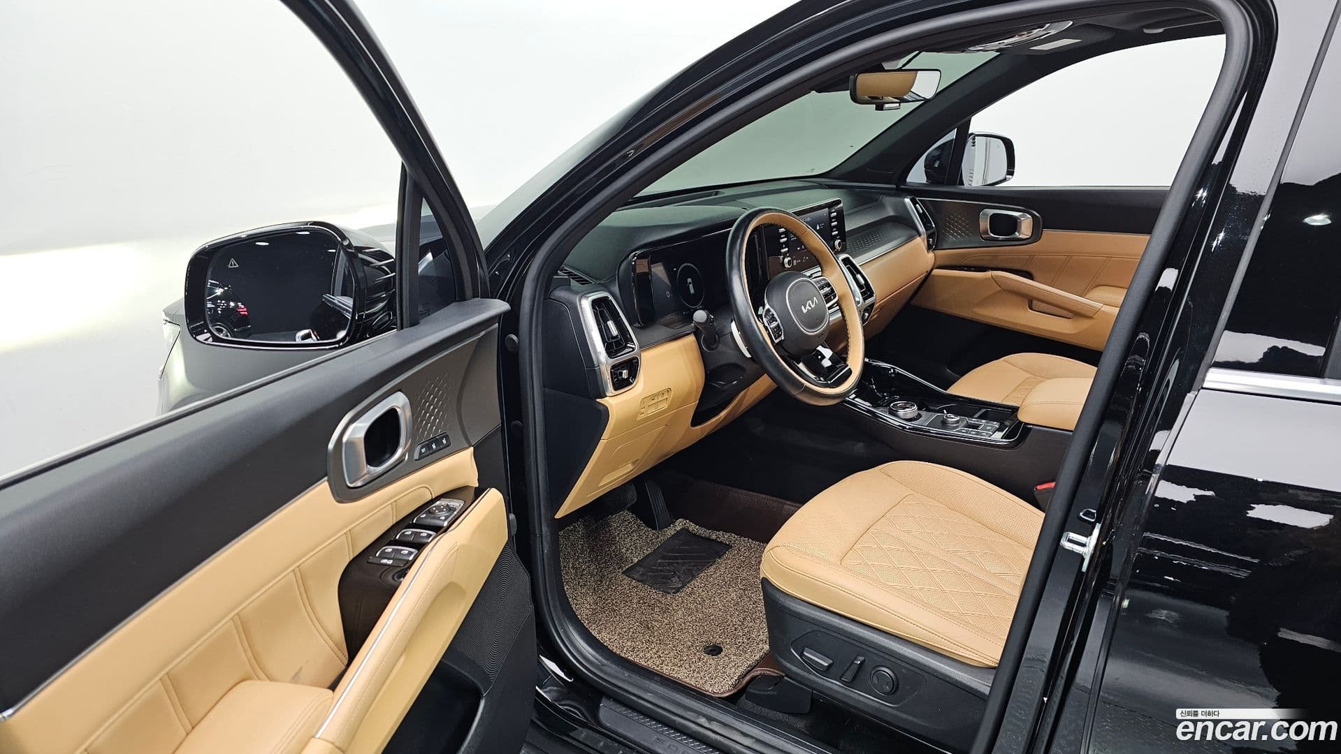 Main__Slider__Photo:Sorento Kia 2021.11-10