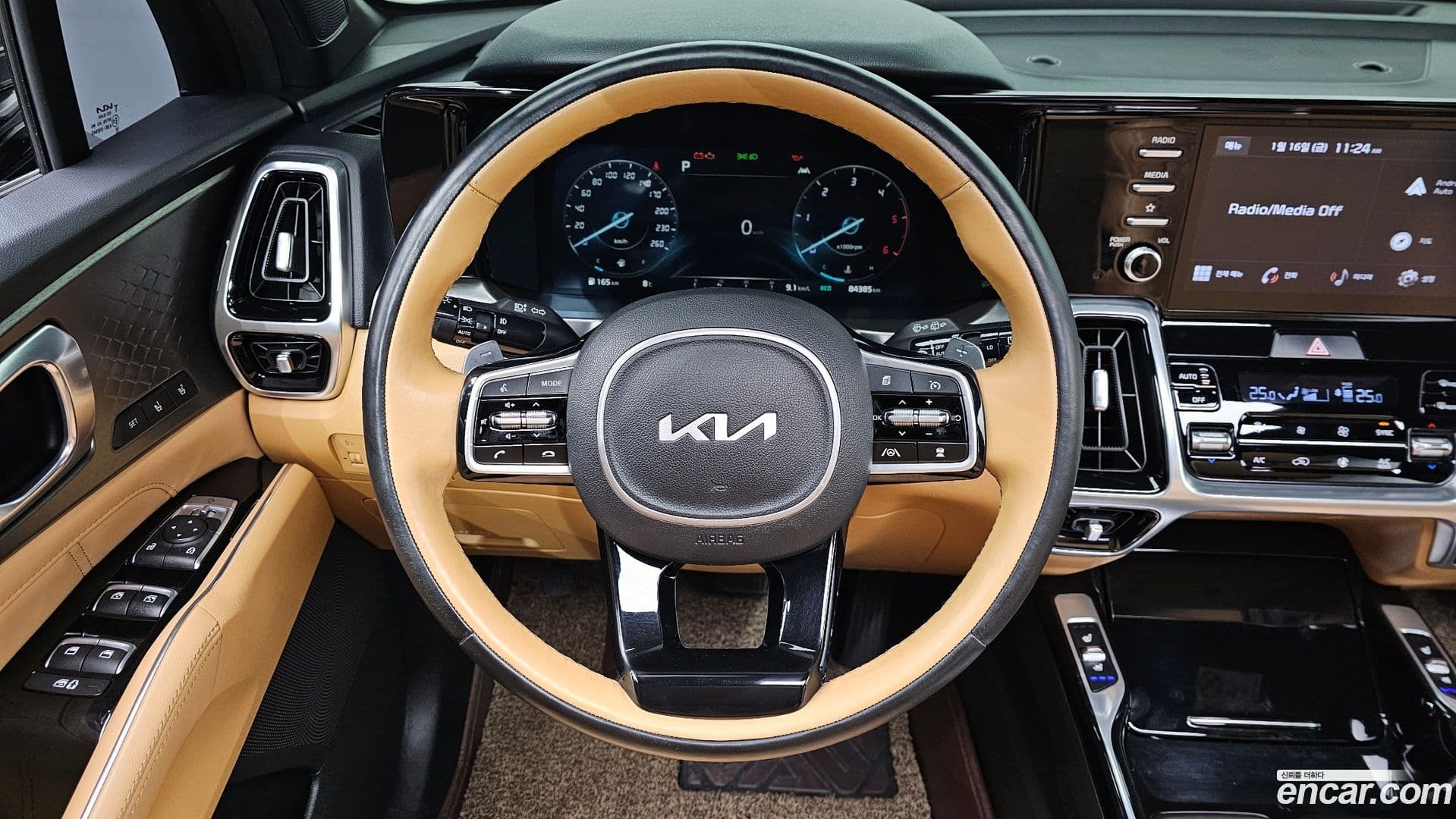 Main__Slider__Photo:Sorento Kia 2021.11-12