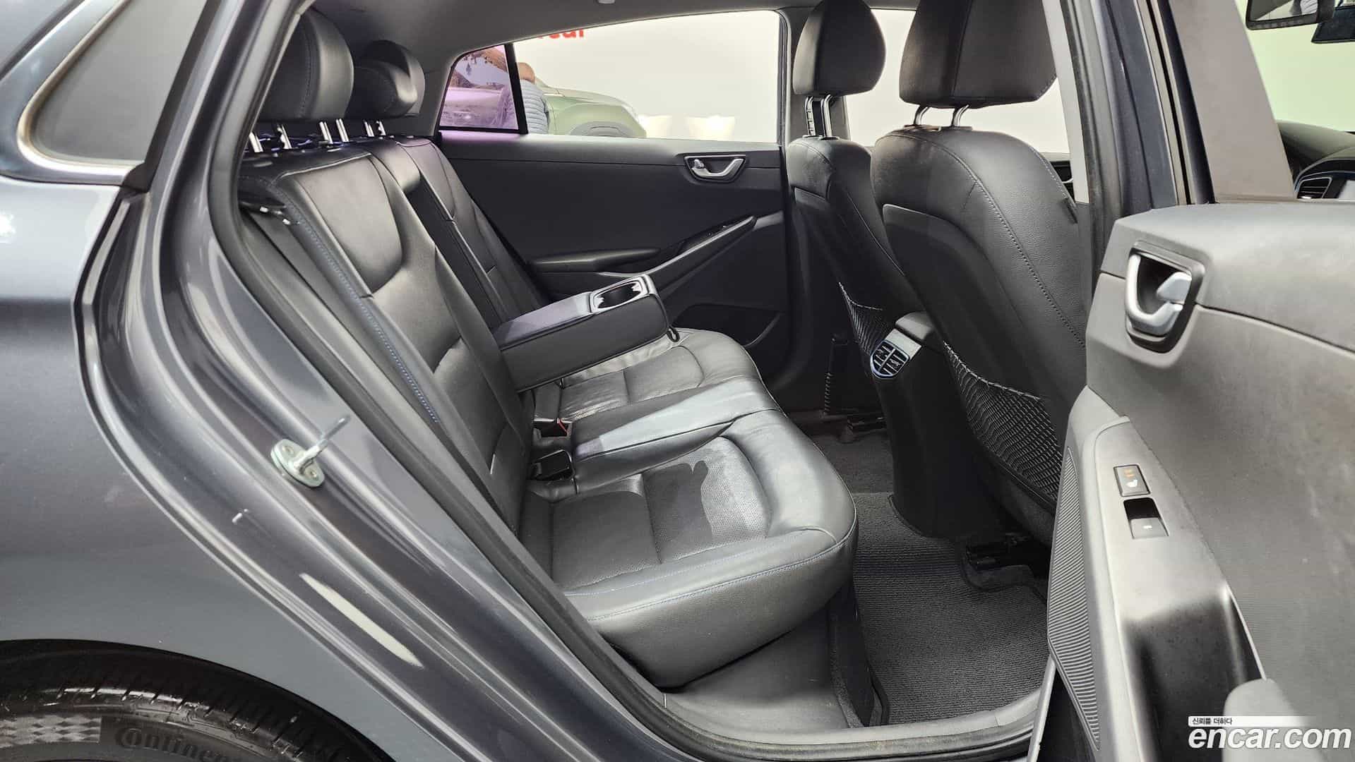 Ioniq Hyundai 2016.4-OPTION-016