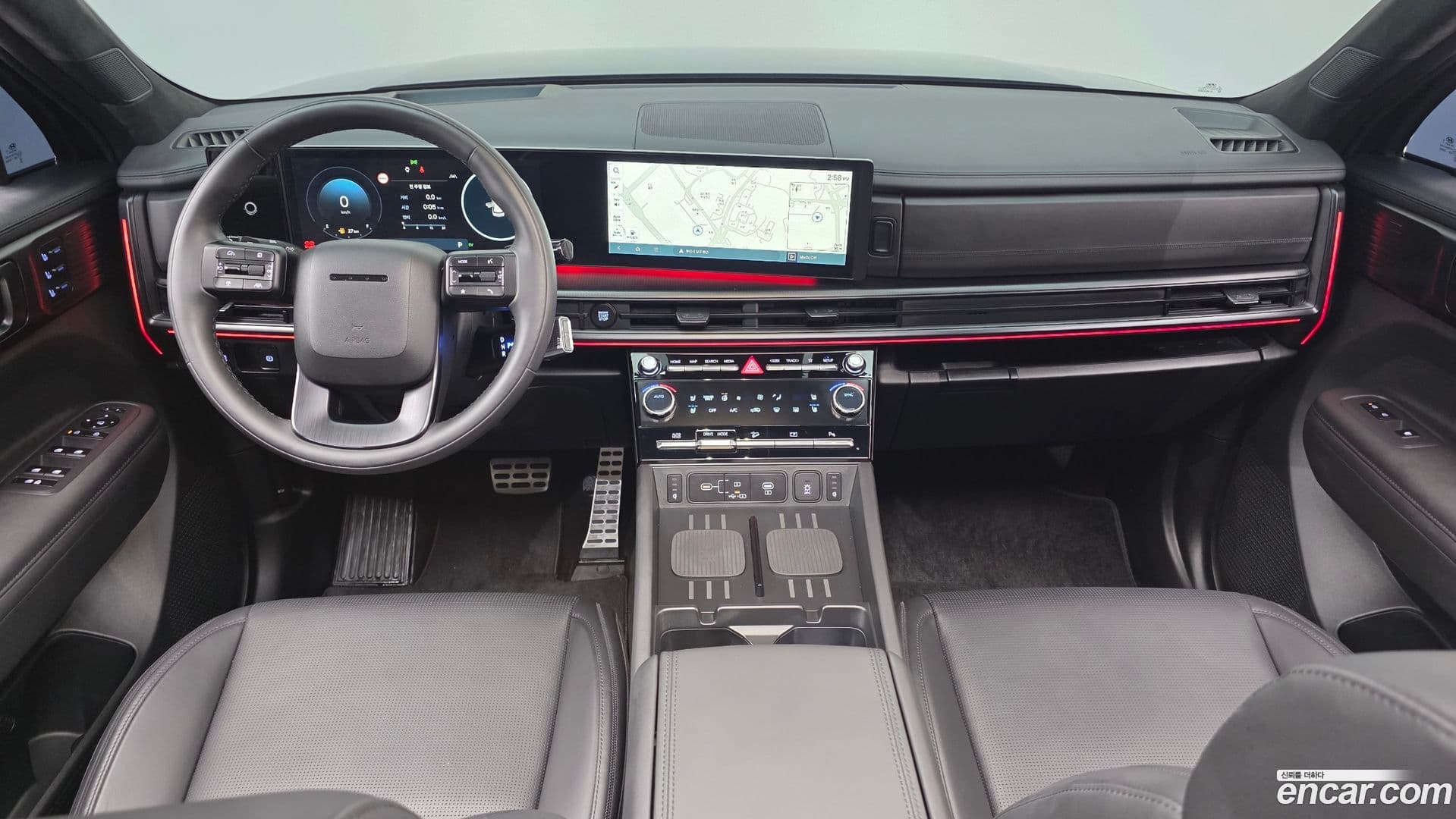 Main__Slider__Photo:Santafe Hyundai 2025.2-6