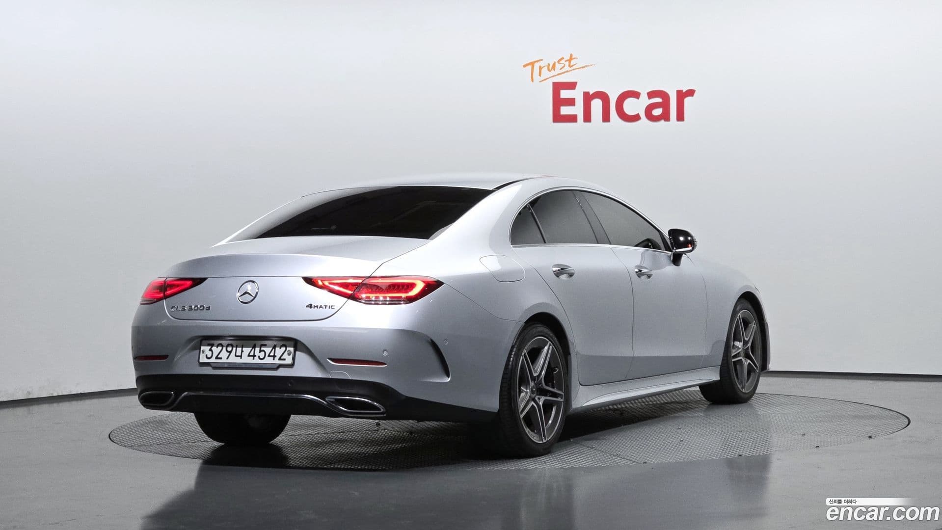 Main__Slider__Photo:CLS-Class Mercedes-Benz 2019.11-1