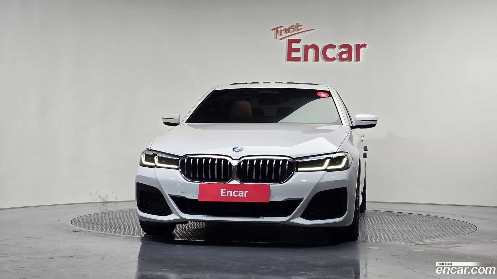 5-Series BMW 2022.4-OUTER-003