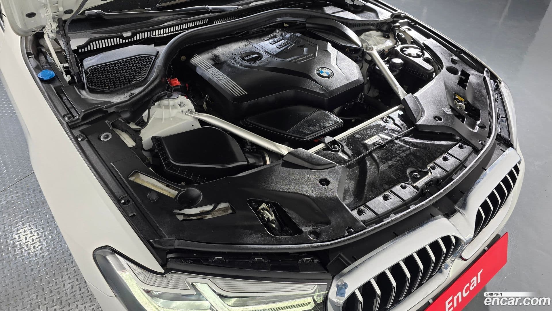 Main__Slider__Photo:5-Series BMW 2022.4-5