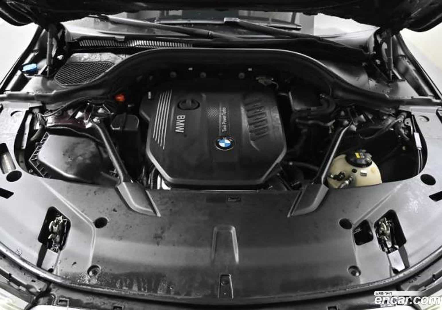 Gran Turismo BMW 2017.11-INNER-006