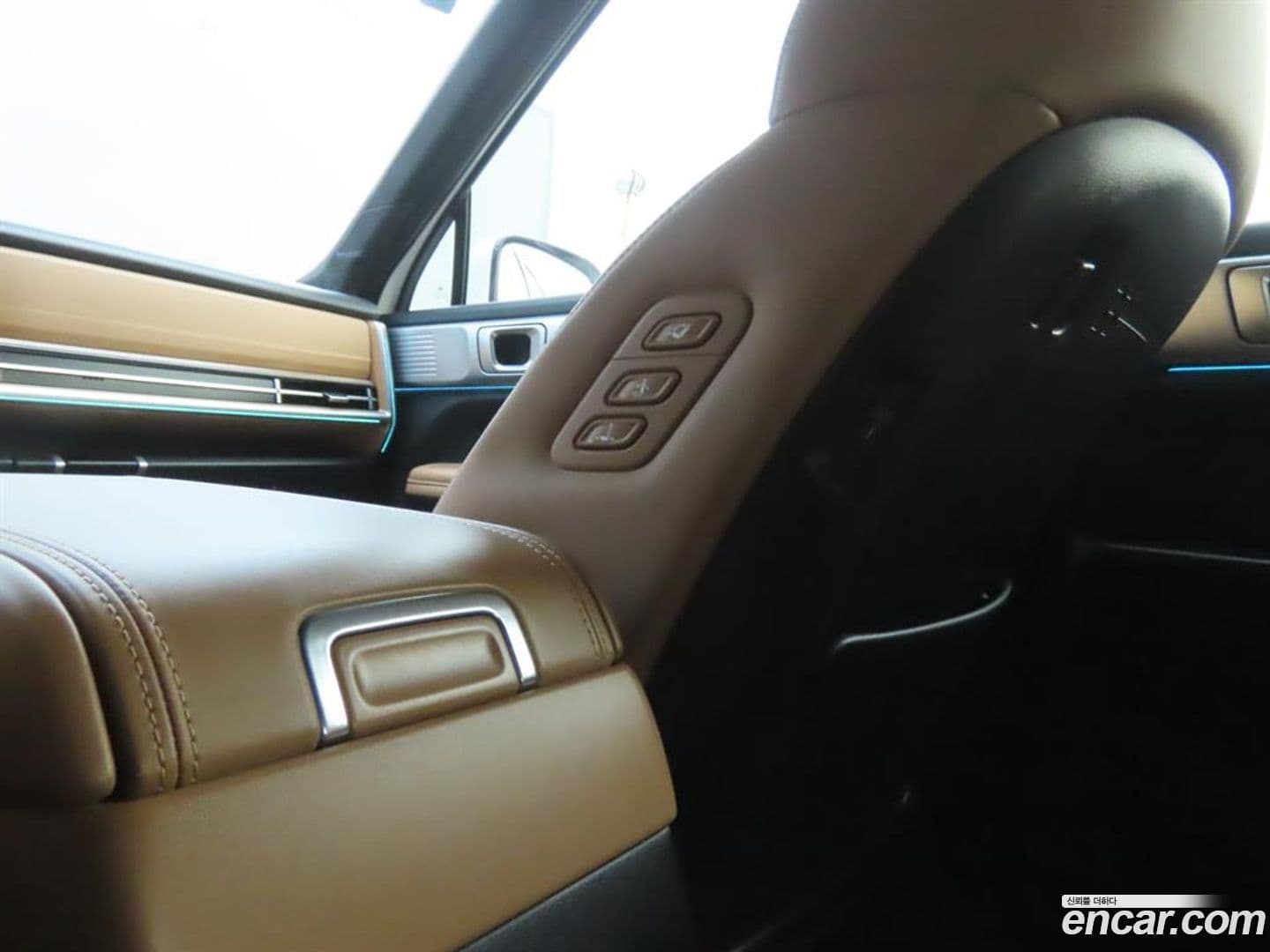 Main__Slider__Photo:Santafe Hyundai 2024.1-5