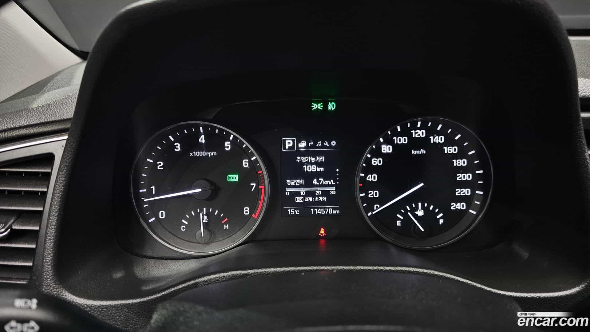 AVANTE Hyundai 2018.1-INNER-008