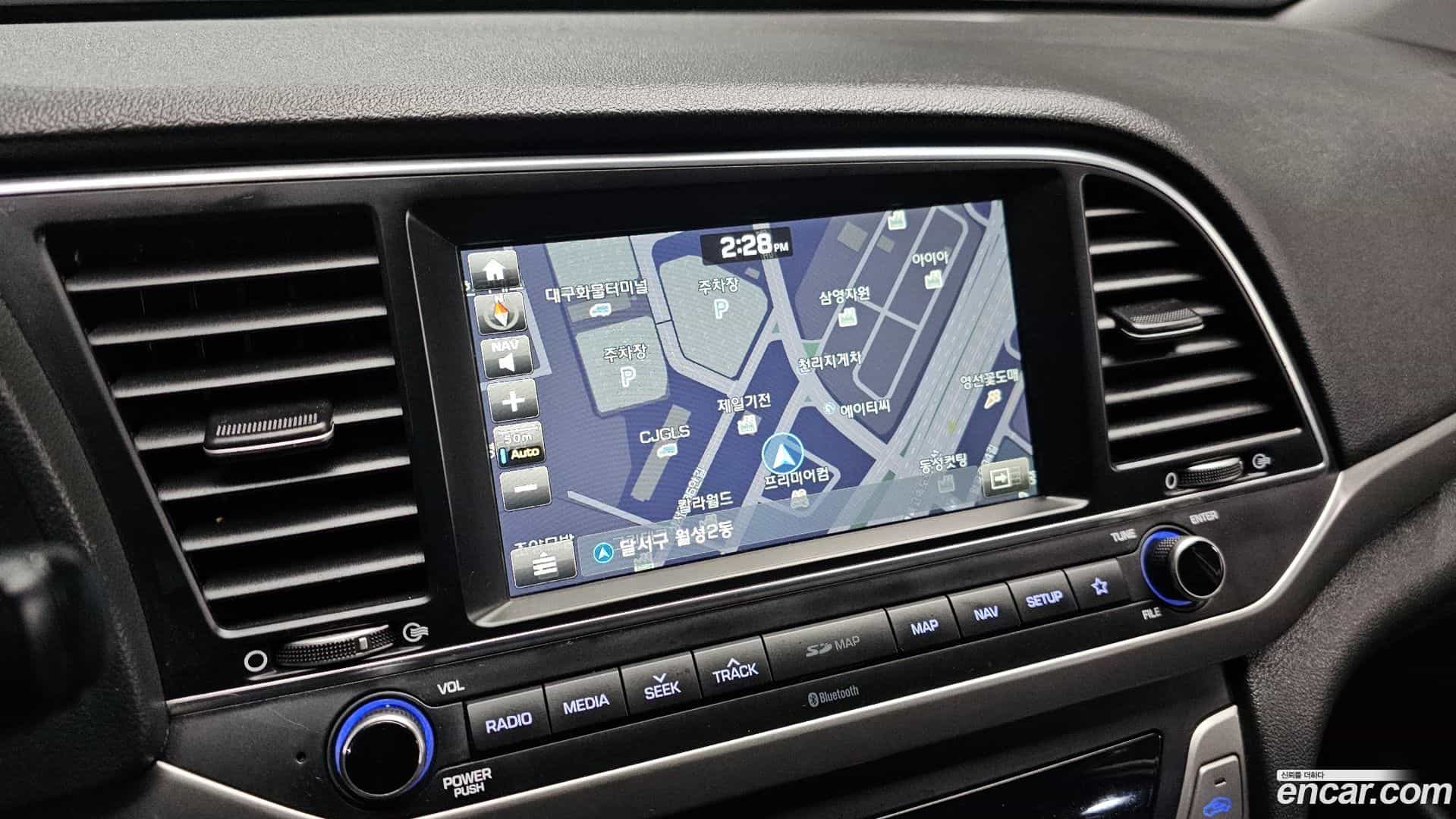 AVANTE Hyundai 2018.1-OPTION-018