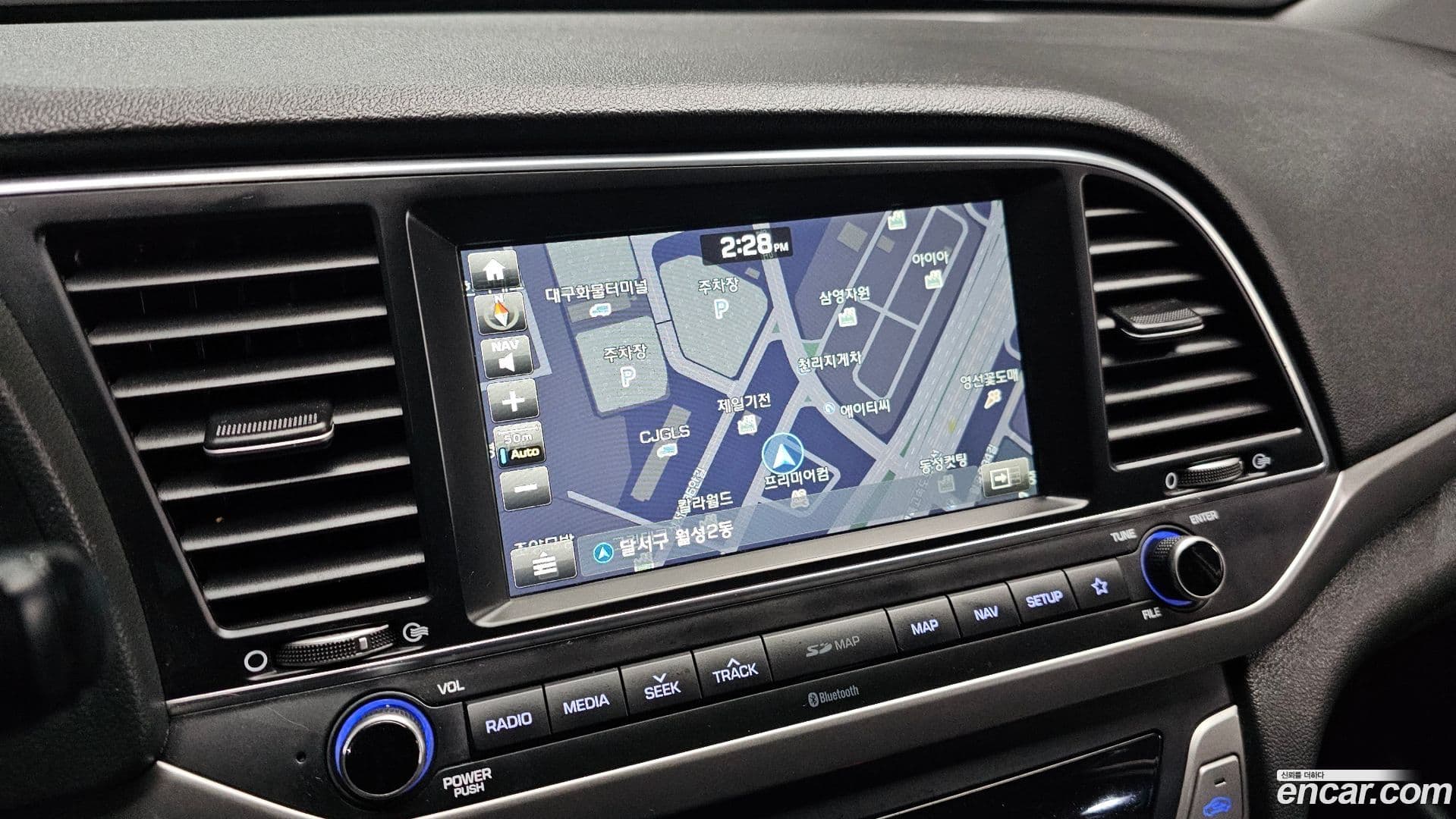 Main__Slider__Photo:AVANTE Hyundai 2018.1-13