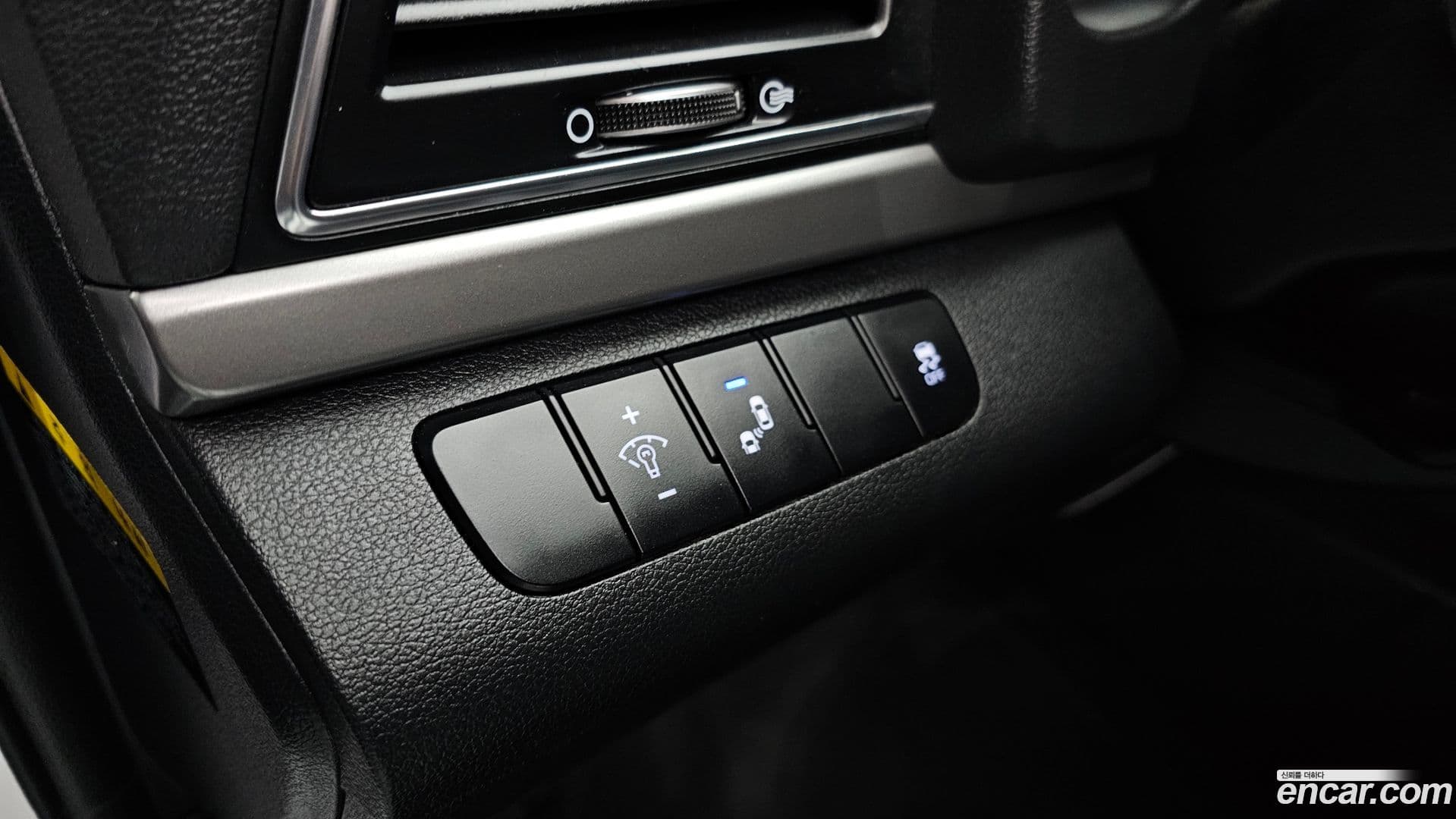 Main__Slider__Photo:AVANTE Hyundai 2018.1-16