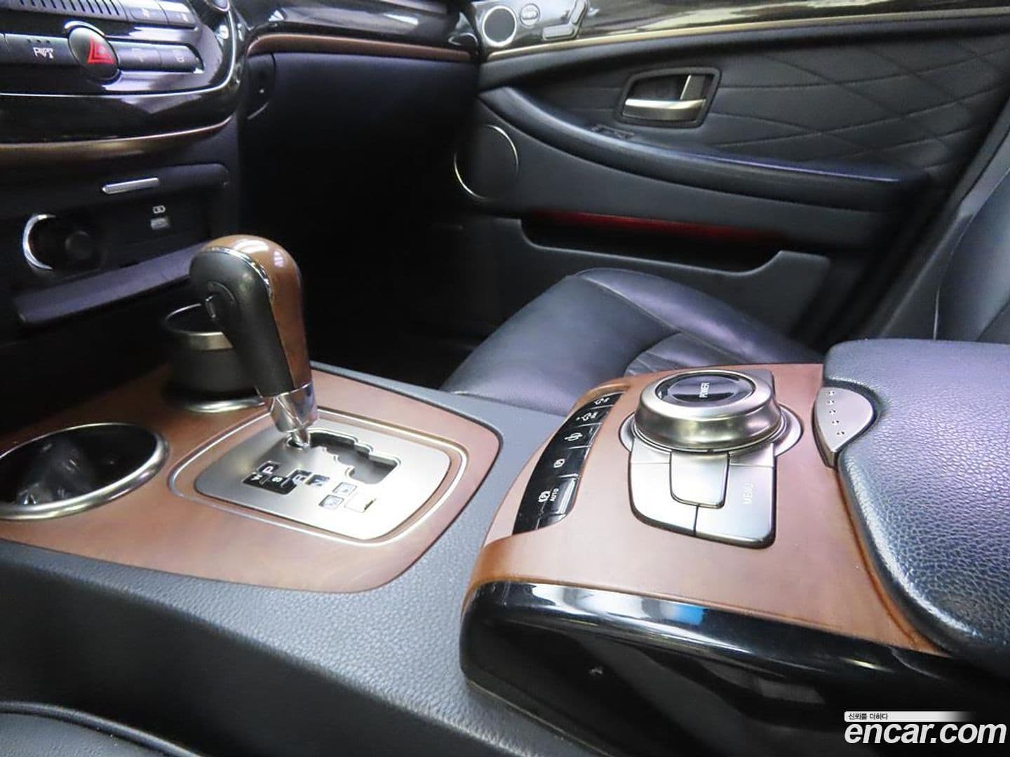 Main__Slider__Photo:Chairman KG_Mobility_Ssangyong 2016.5-9