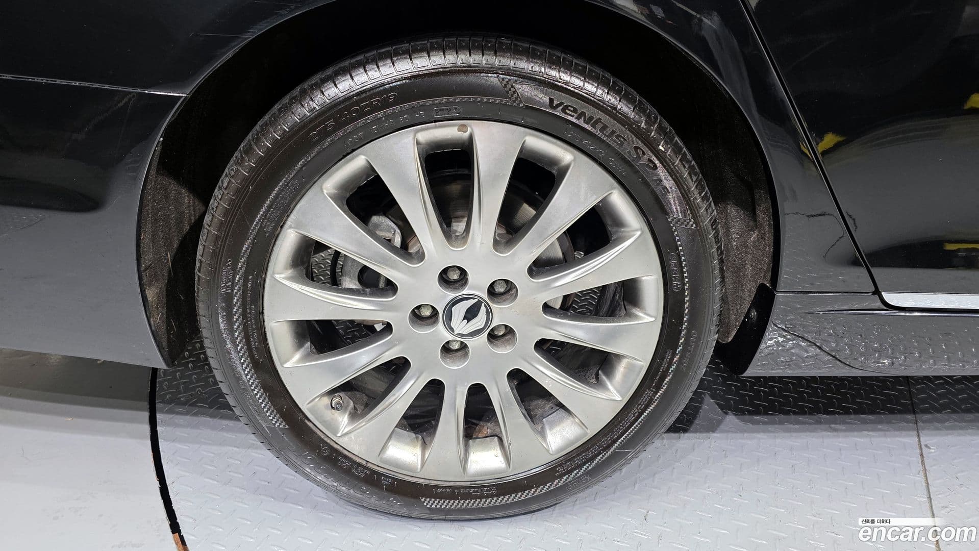 Main__Slider__Photo:Chairman KG_Mobility_Ssangyong 2014.2-4