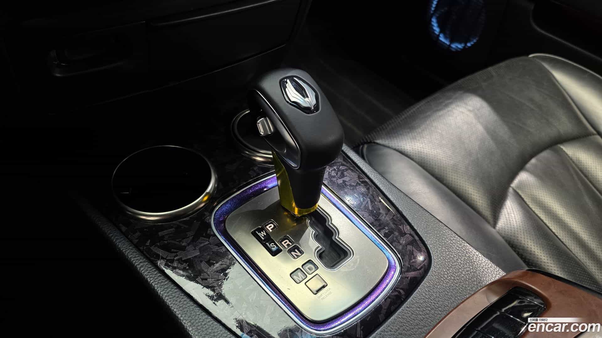 Chairman KG_Mobility_Ssangyong 2014.2-INNER-009