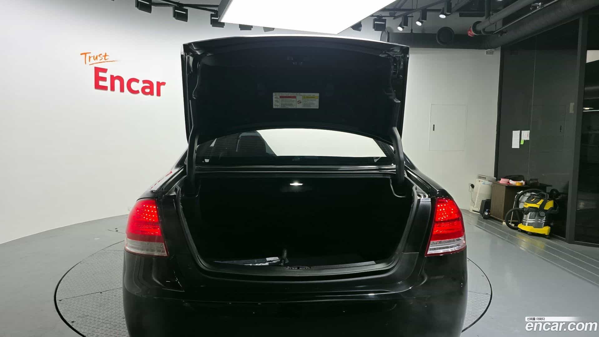 Chairman KG_Mobility_Ssangyong 2014.2-OPTION-024