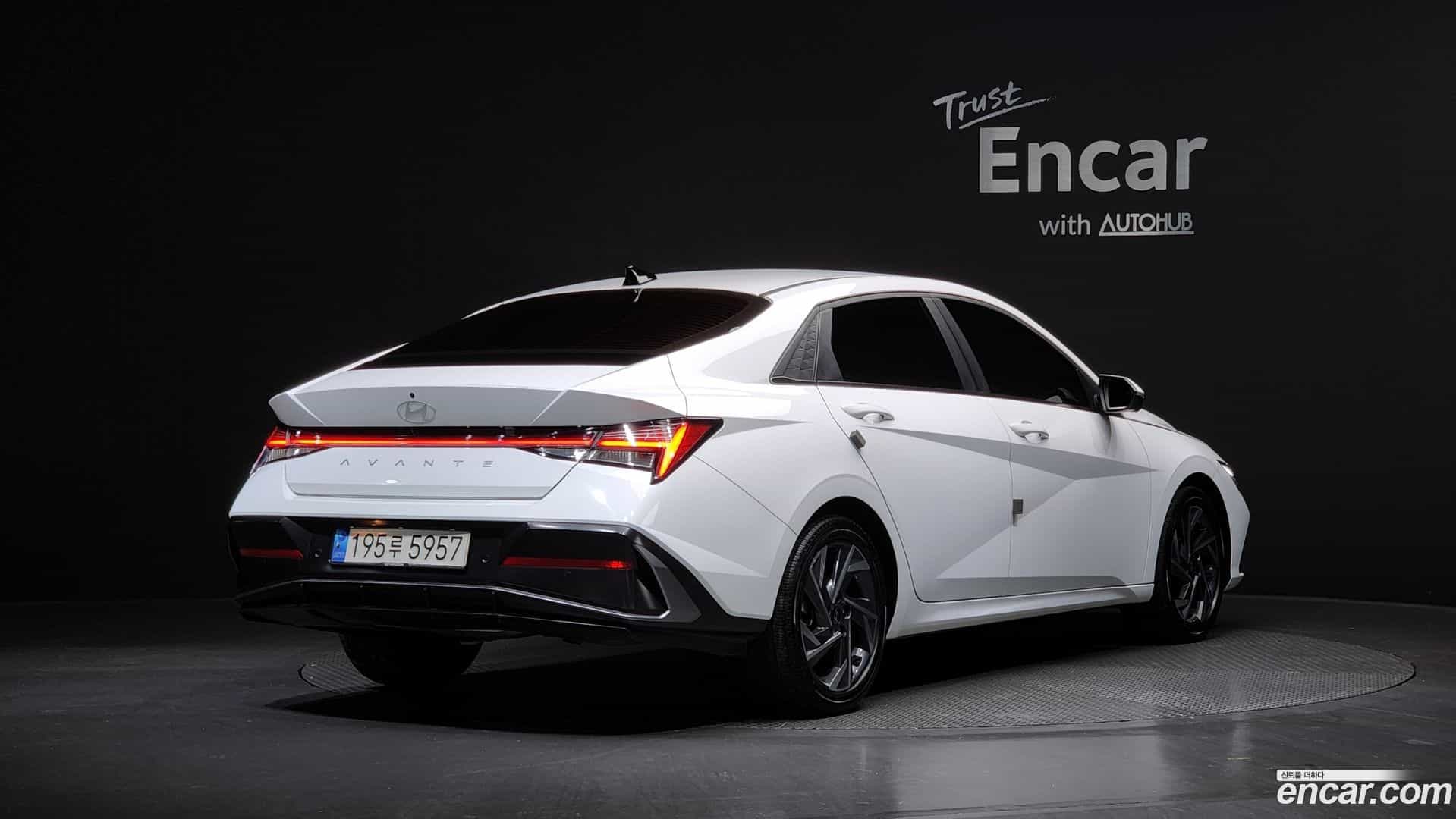 AVANTE Hyundai 2023.3-OUTER-002