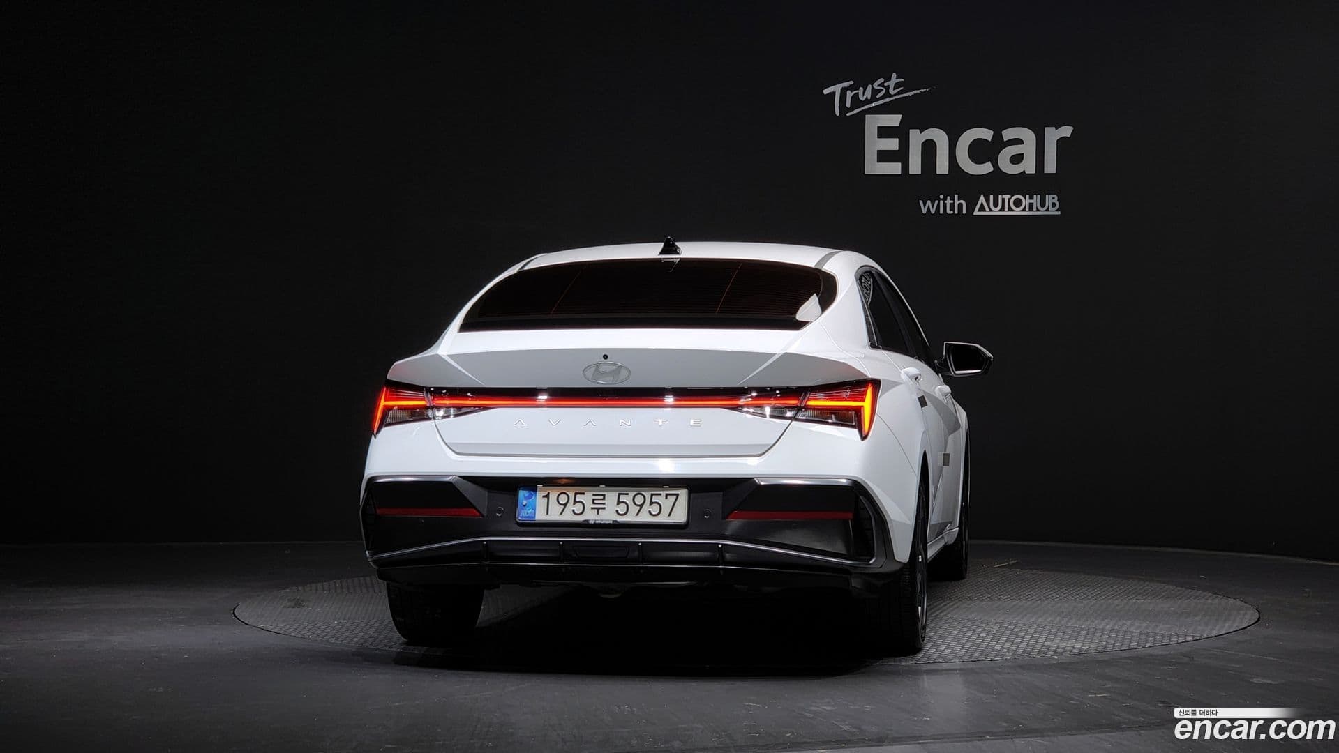 Main__Slider__Photo:AVANTE Hyundai 2023.3-3