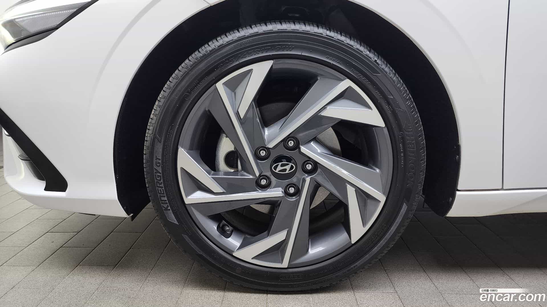 AVANTE Hyundai 2023.3-OUTER-005