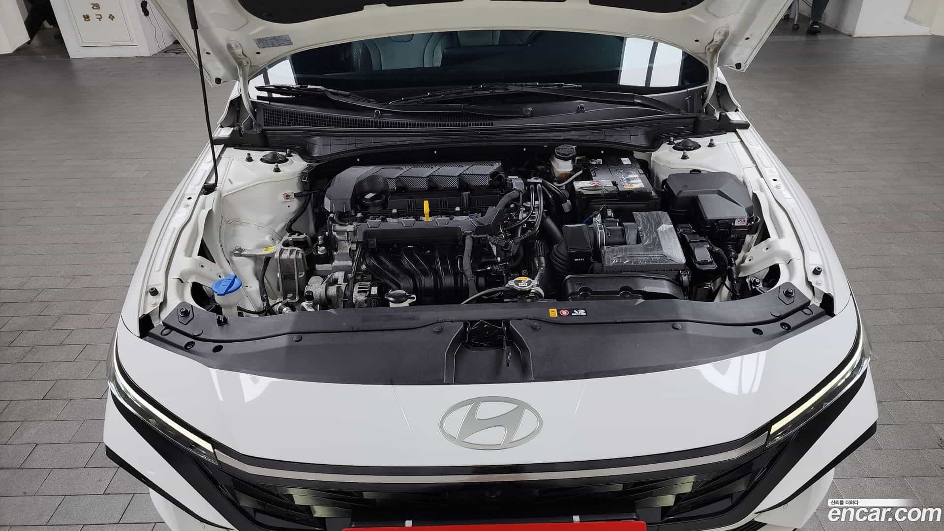 AVANTE Hyundai 2023.3-INNER-006