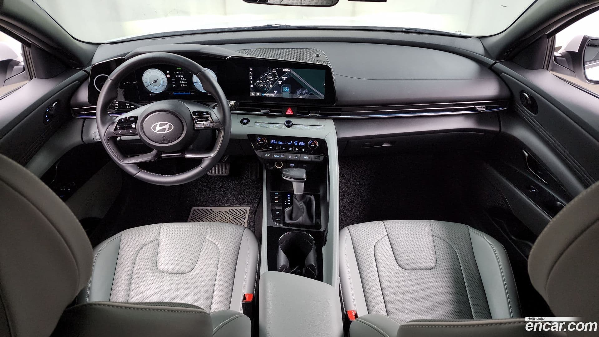 Main__Slider__Photo:AVANTE Hyundai 2023.3-6