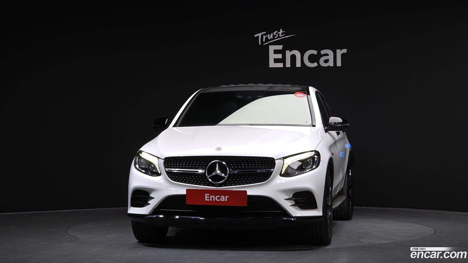 Main__Slider__Photo:GLC-Class Mercedes-Benz 2019.11-2