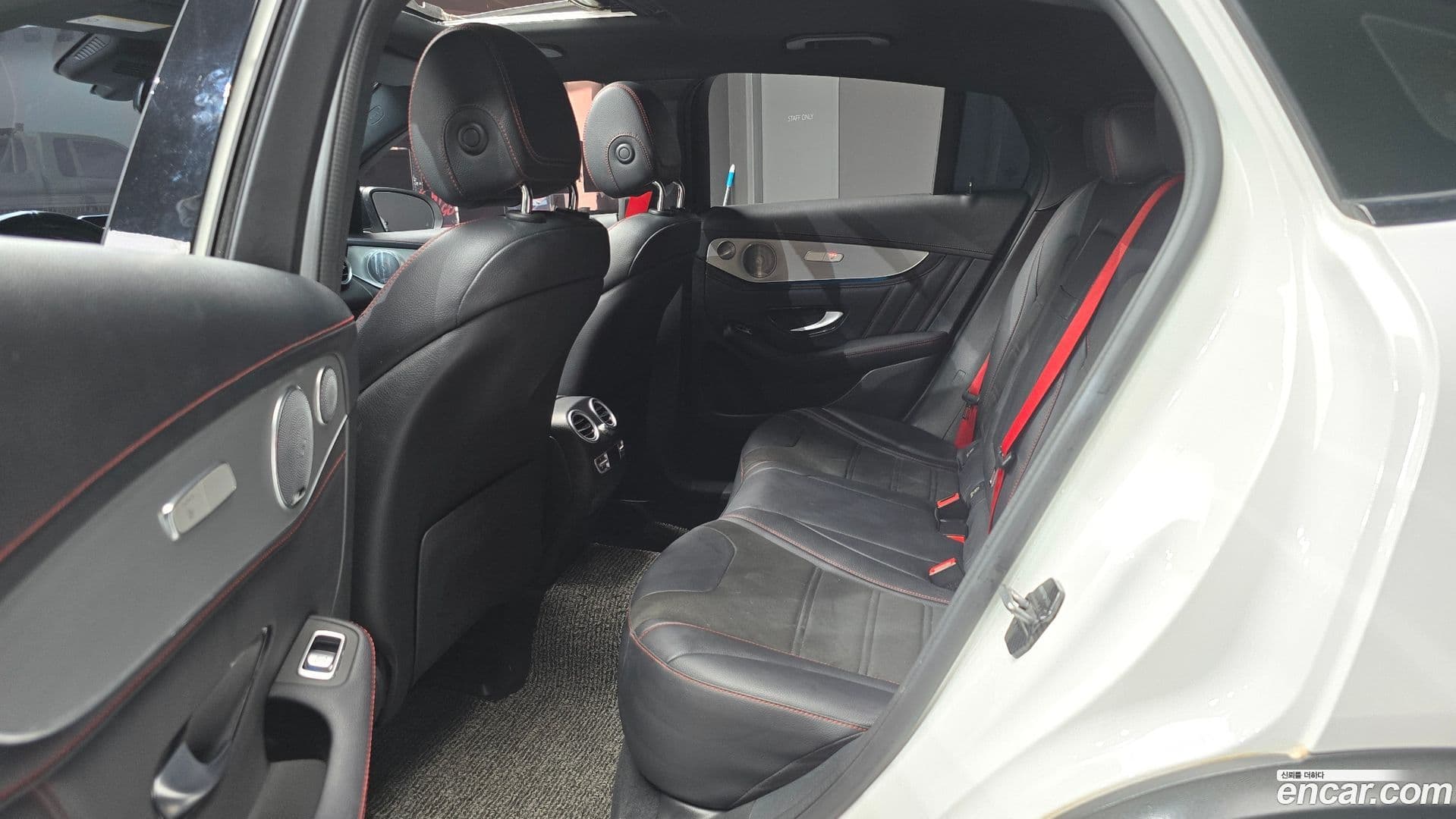 Main__Slider__Photo:GLC-Class Mercedes-Benz 2019.11-11