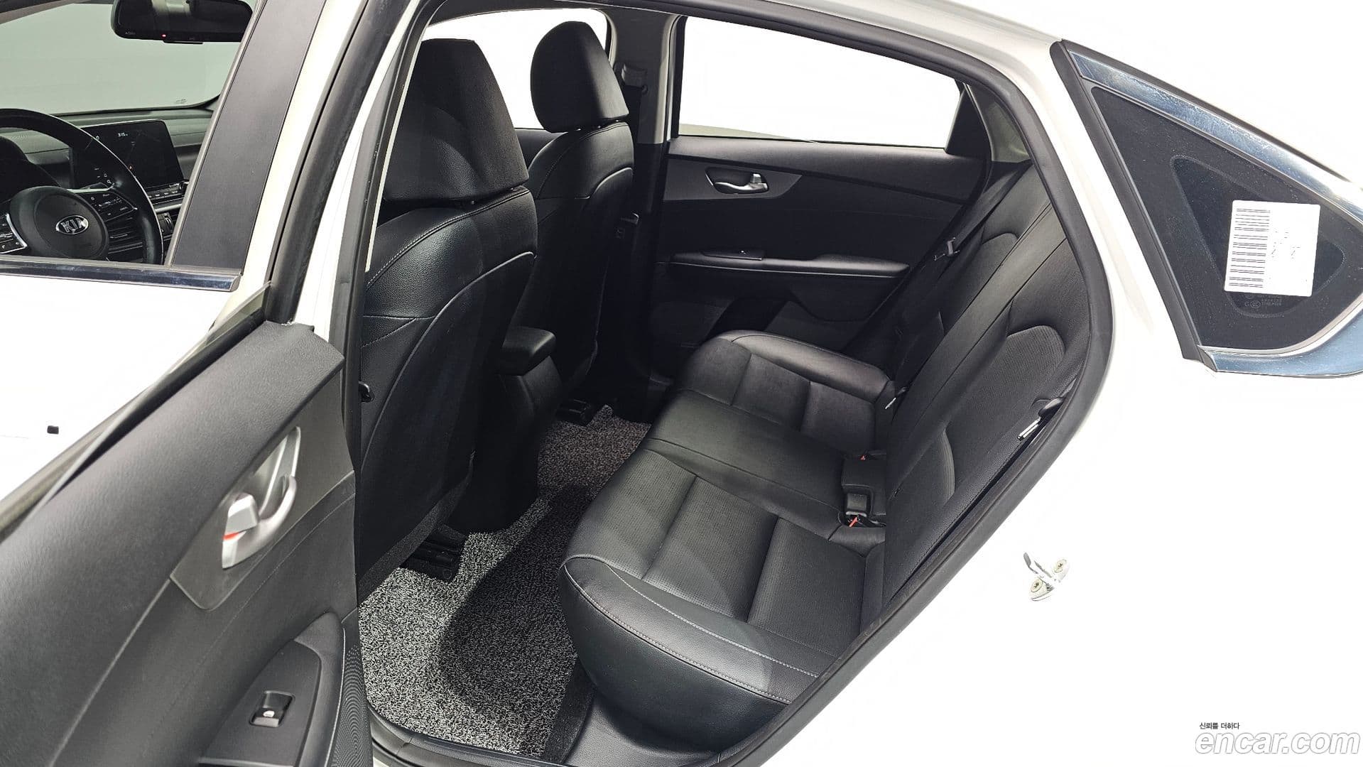 Main__Slider__Photo:K3 Kia 2018.5-19