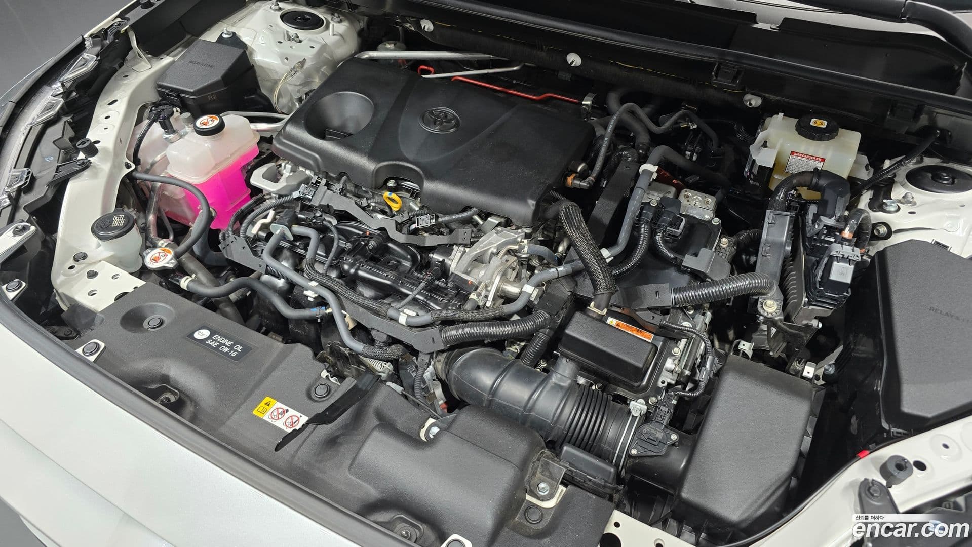 Main__Slider__Photo:RAV4 Toyota 2021.3-5