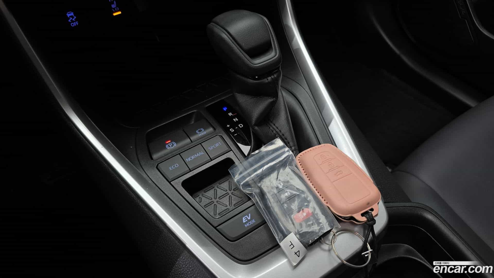 RAV4 Toyota 2021.3-INNER-009