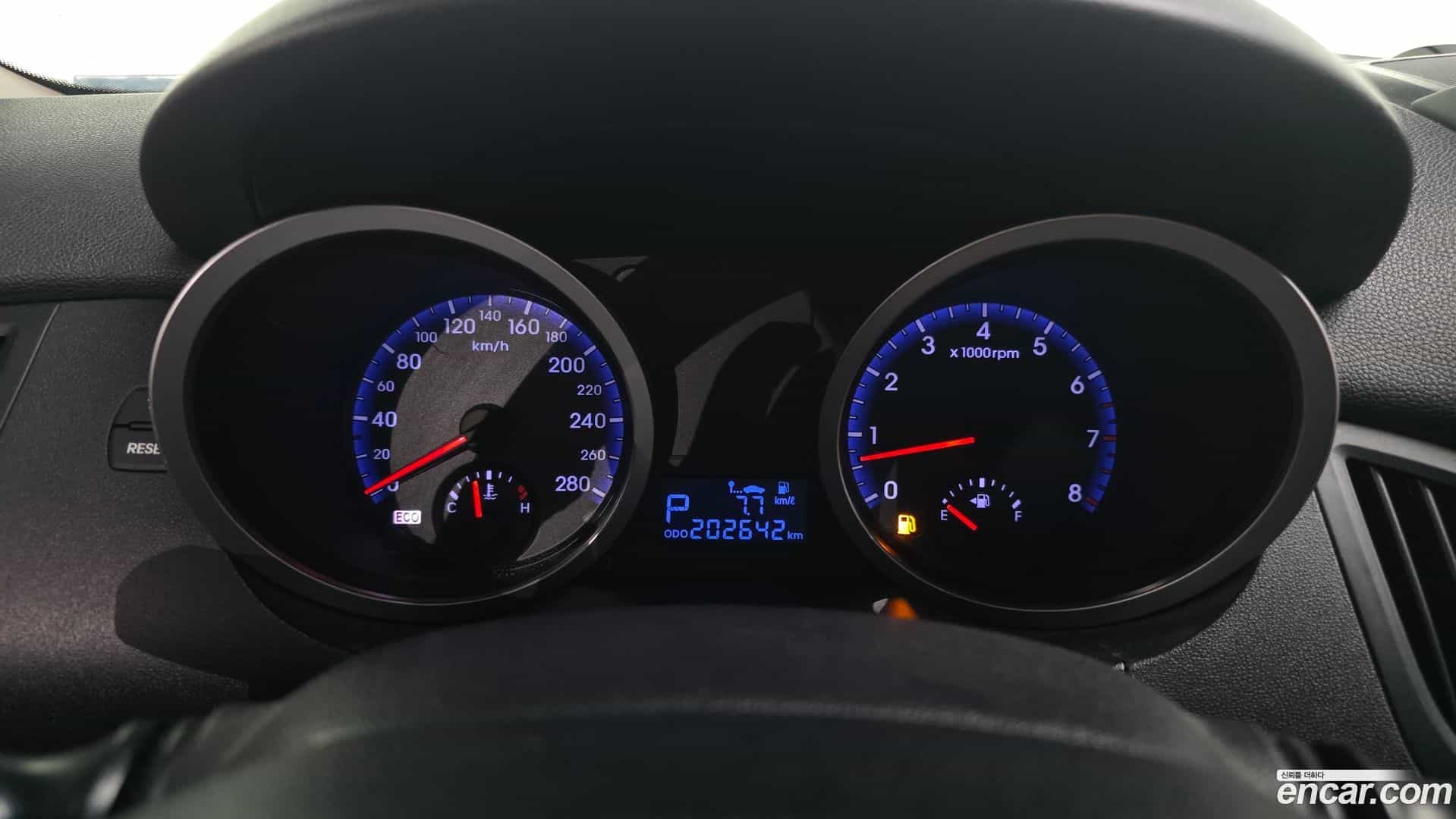 Genesis Hyundai 2009.6-INNER-008