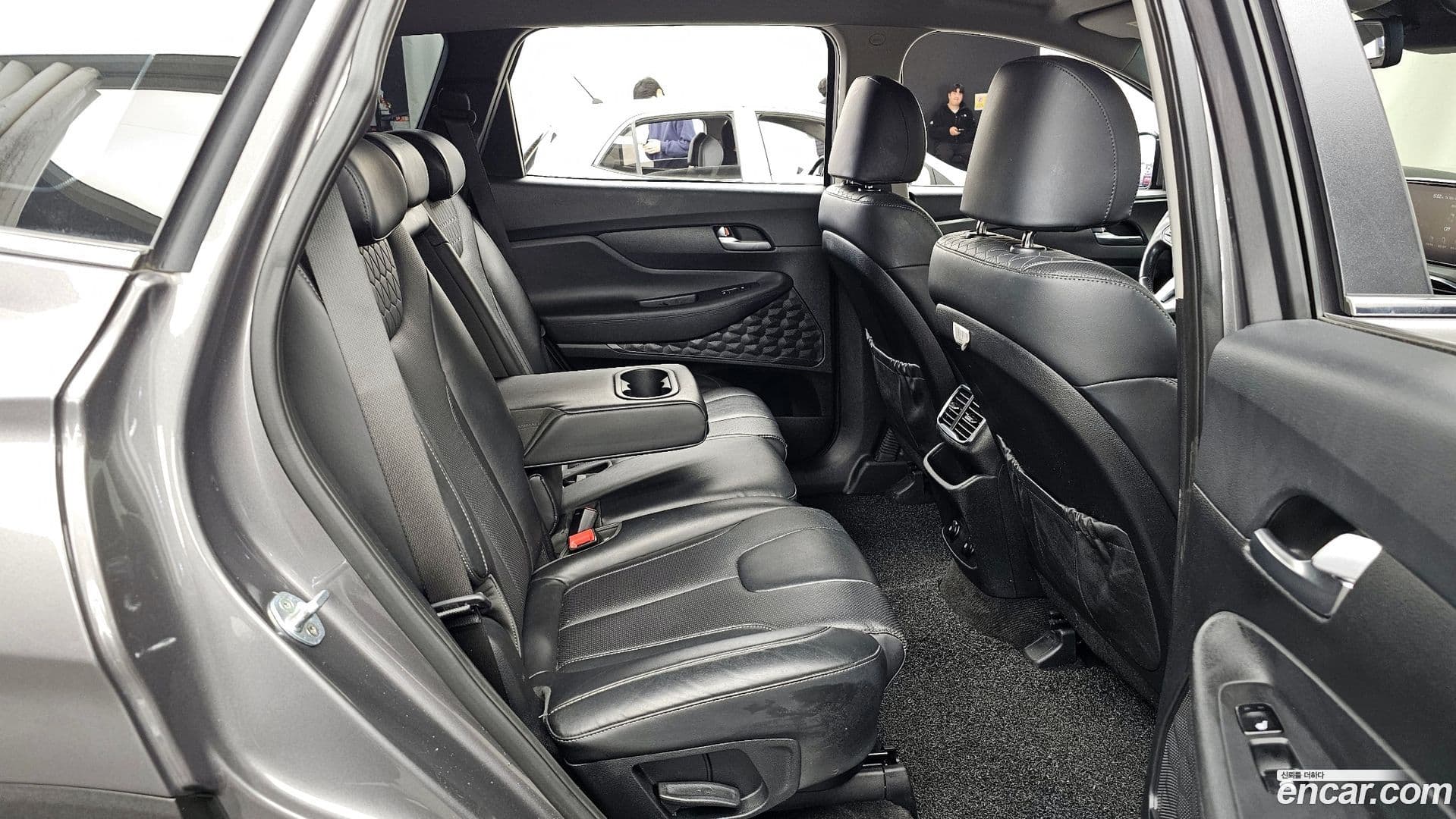 Main__Slider__Photo:Santafe Hyundai 2019.9-11