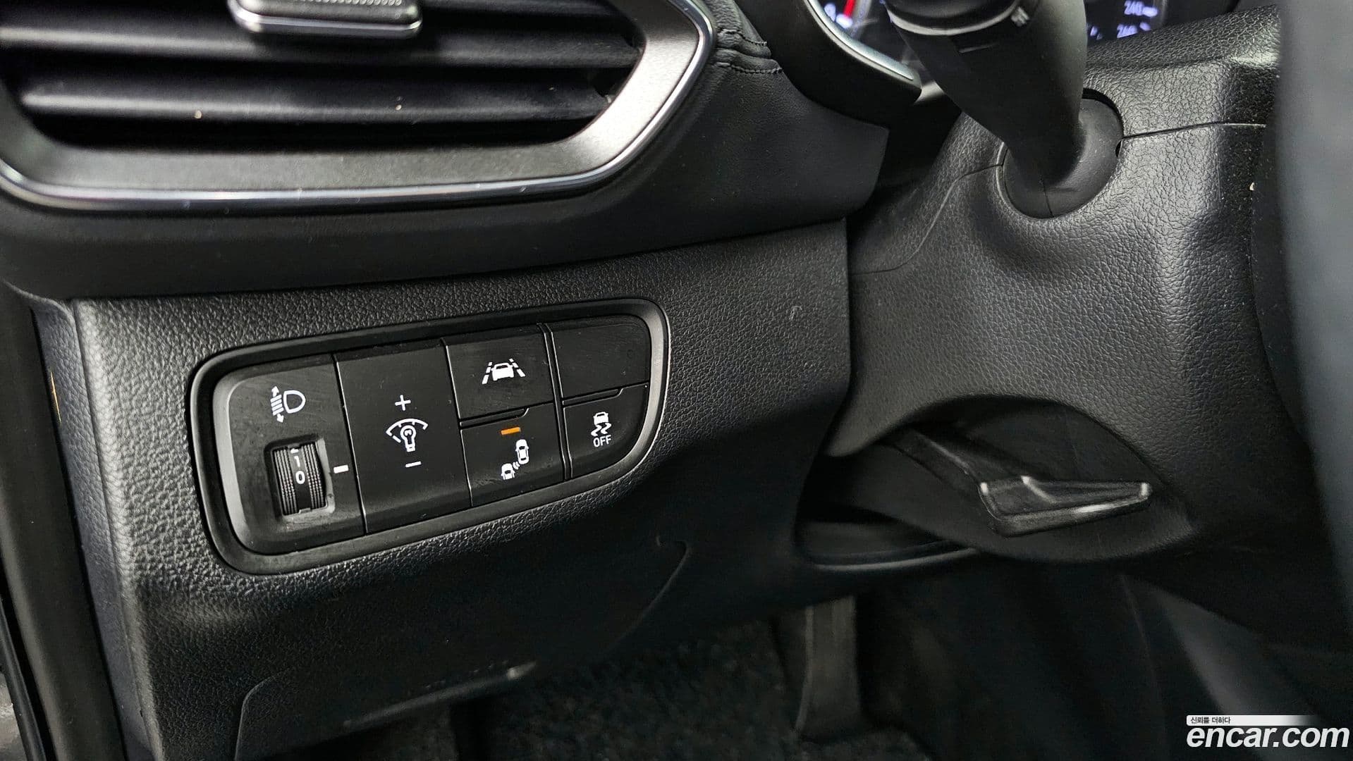 Main__Slider__Photo:Santafe Hyundai 2019.9-13